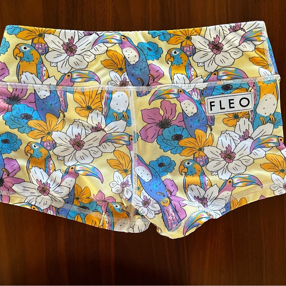 Bundle: 5x Fleo shorts - size small
